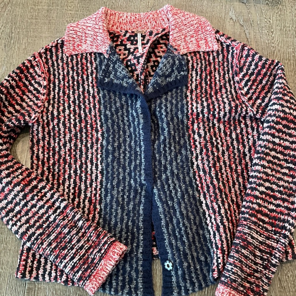 FREE PEOPLE Women’s split back cardigan sweater - Picture 2 of 16